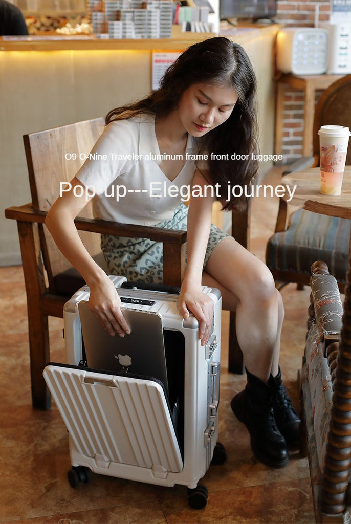 O9 O-Nine 20"/24" Travel Luggage boasts a multifunctional design with an aluminum frame and leather exterior, plus universal wheels for convenient boarding.