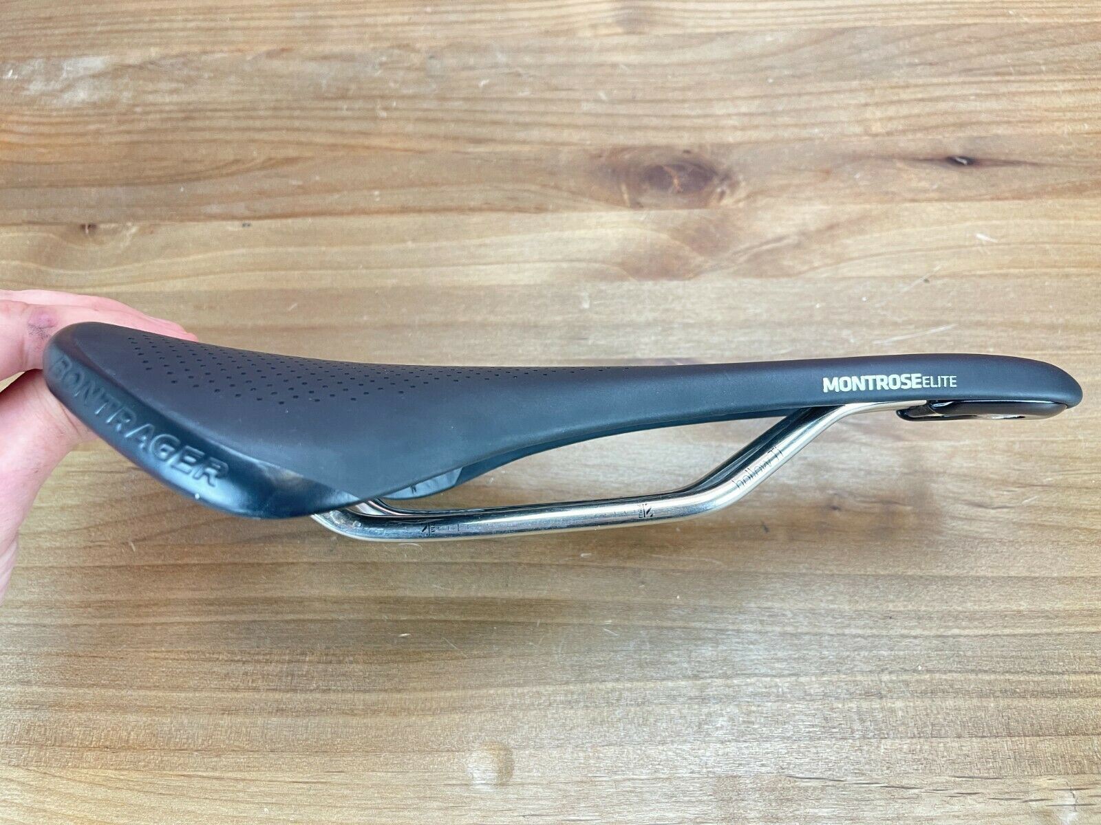 montrose elite saddle