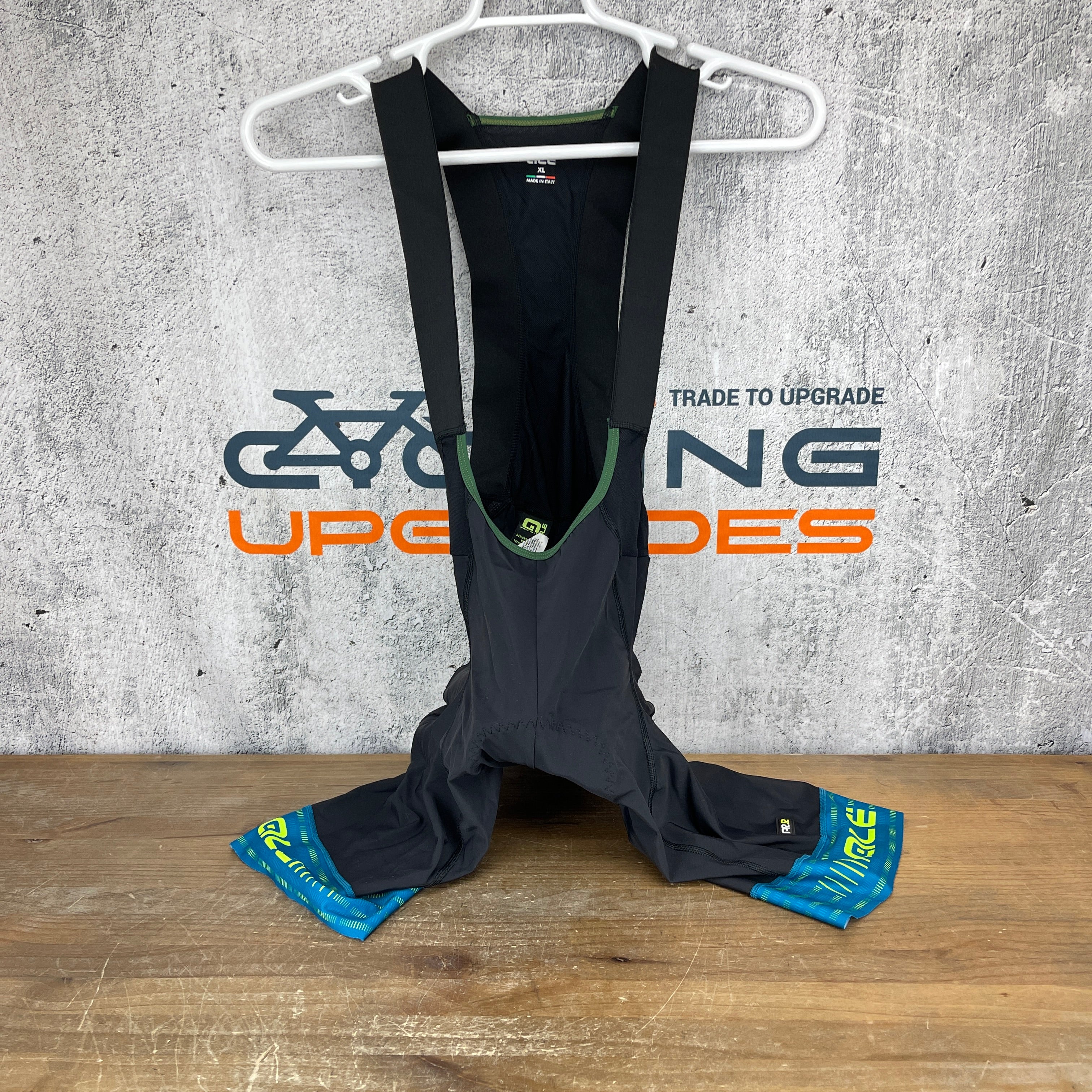 New! Oakley Thermal Bib Short Men's XL Blackout/Hi-Vis Yellow Cycling Bib  Shorts