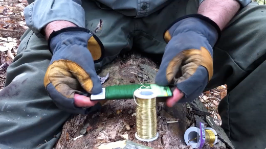 How to Make a Basic SNARE Trap with Paracord or Wire - Catch Your