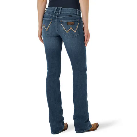 Wrangler USA Q WOMENS MID-RISE MAE BOOTCUT JEANS - 09MWZKR34 - Gone RIDING