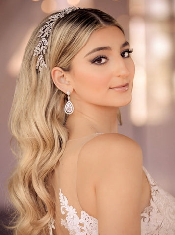 olivia-bridal-headband-with-luxurious-swarovskii