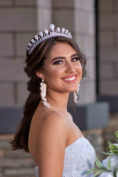 Quinceanera Tiaras and Crowns | Quinceanera Jewelry & Accessories | Ellee Couture