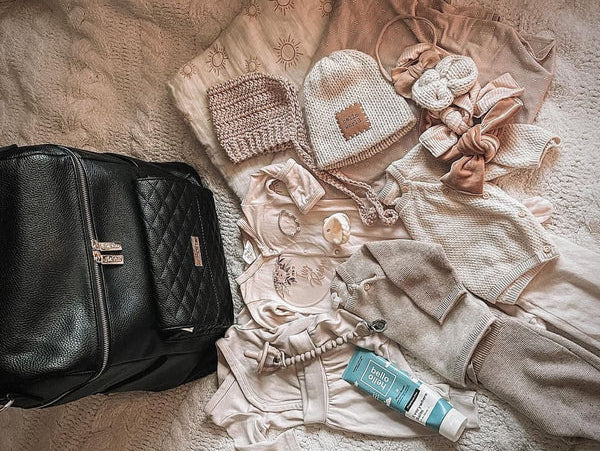 what essentials to pack in your diaper bag