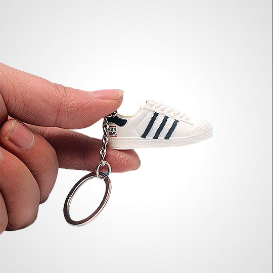 DMC - Sneakers 3D Keychain VNDS Kicks