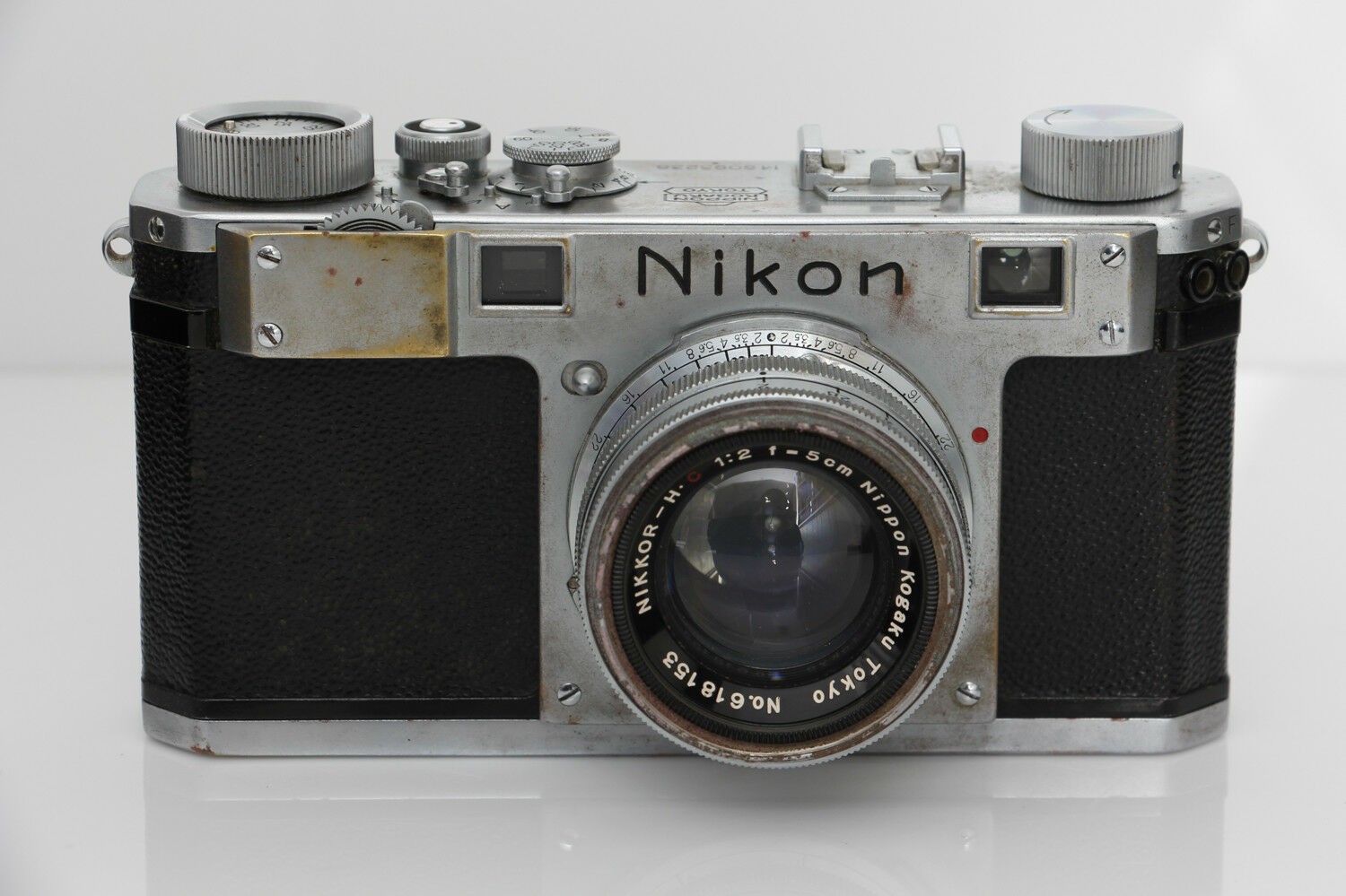 nikon lens serial