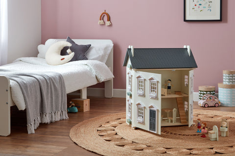 wooden dolls house on sale with early black Friday deals