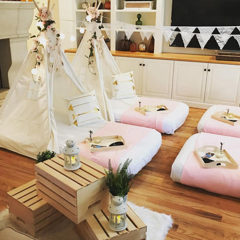 Holiday Indoor Activity for Kids Teepee Hooga