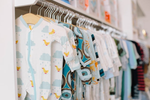 Organizing Baby Clothes: 14 Effortless Tips for Busy Parents