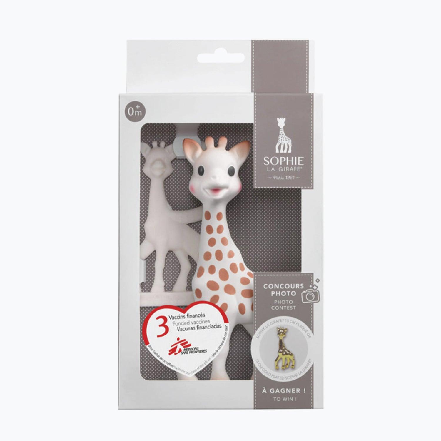 An image of Sophie la Girafe Limited Edition Award Set | Playtime | SmallSmart.co.uk