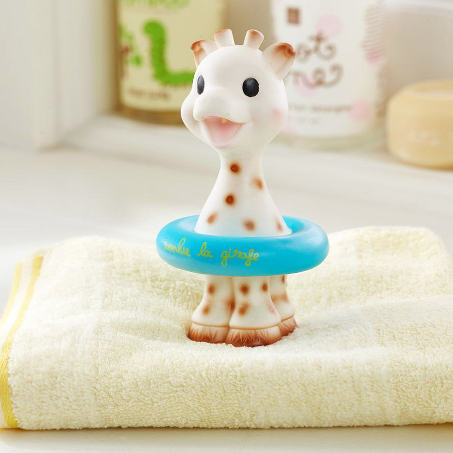 sophie la girafe bath toy