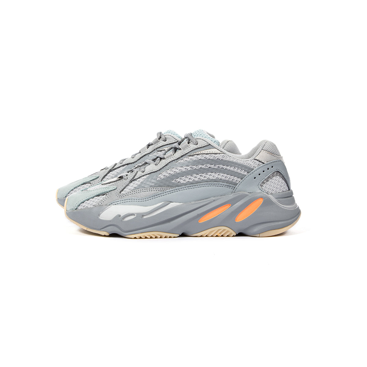 yeezy vx 700