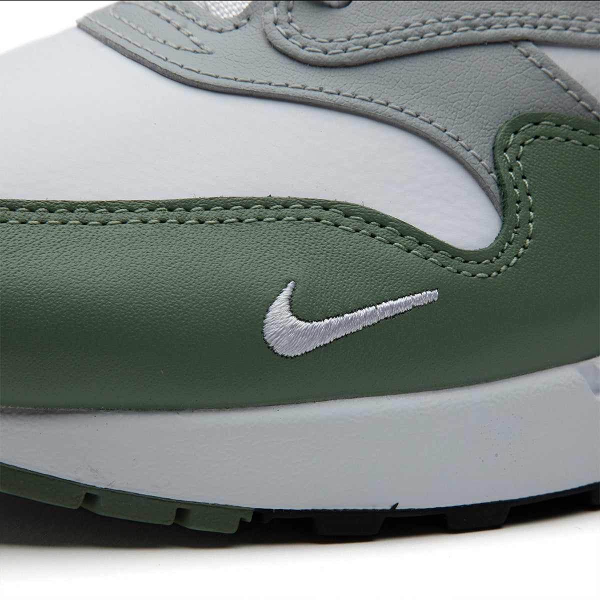 nike air max 1 premium wolf grey