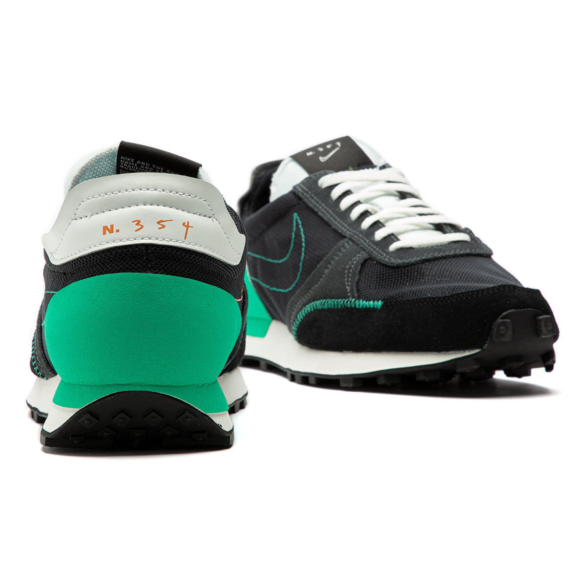 nike daybreak type black menta summit white