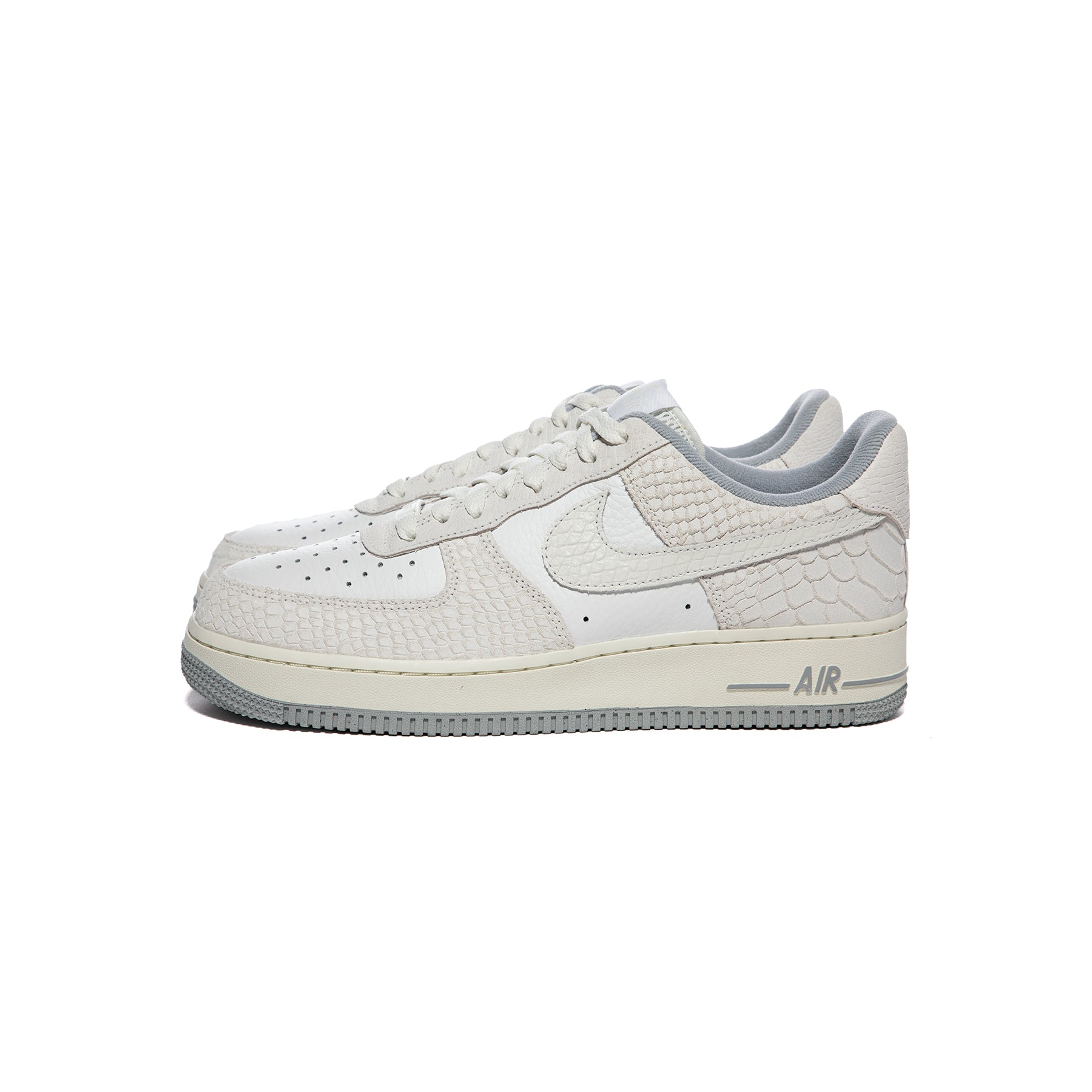 muy agradable Donación Carne de cordero Nike Womens Air Force 1 '07 (Summit White/Summit White/Sail/Wolf Grey) –  Concepts