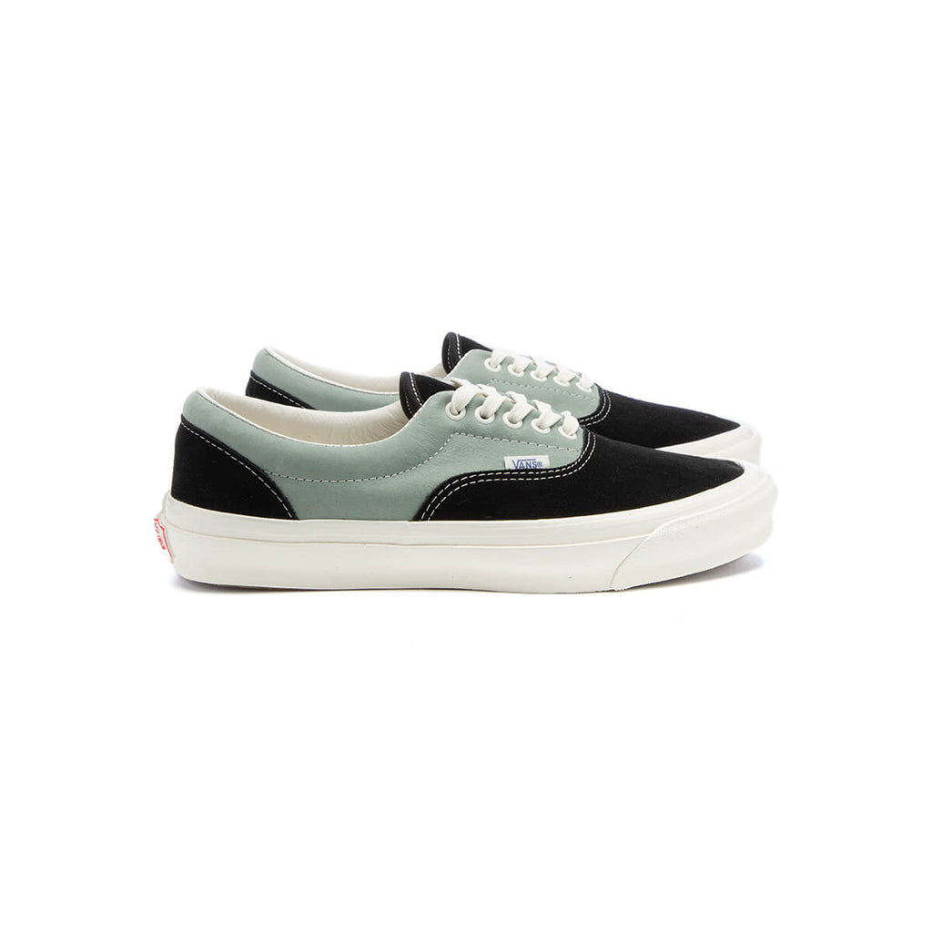 vans vault era black