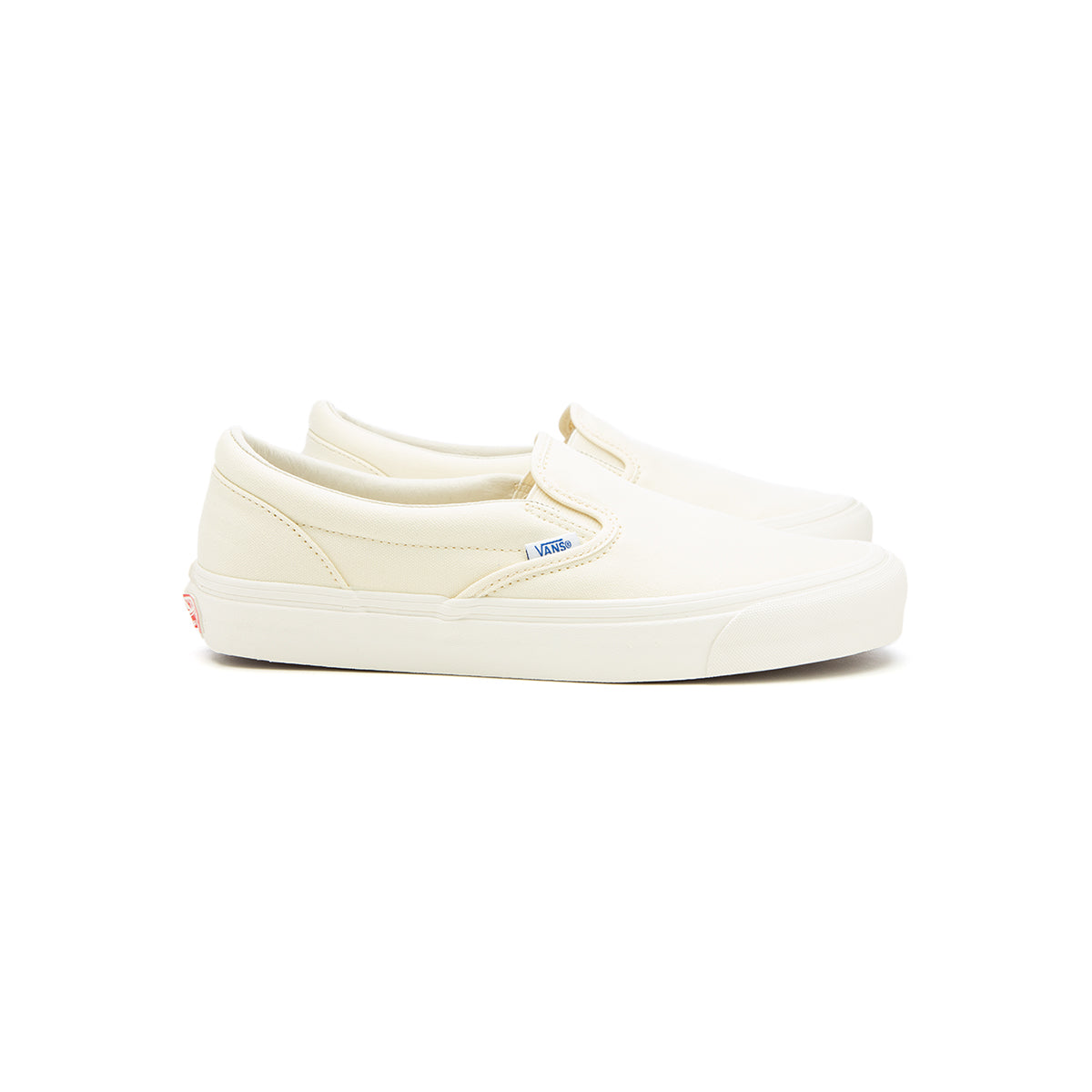 vans slip on og white