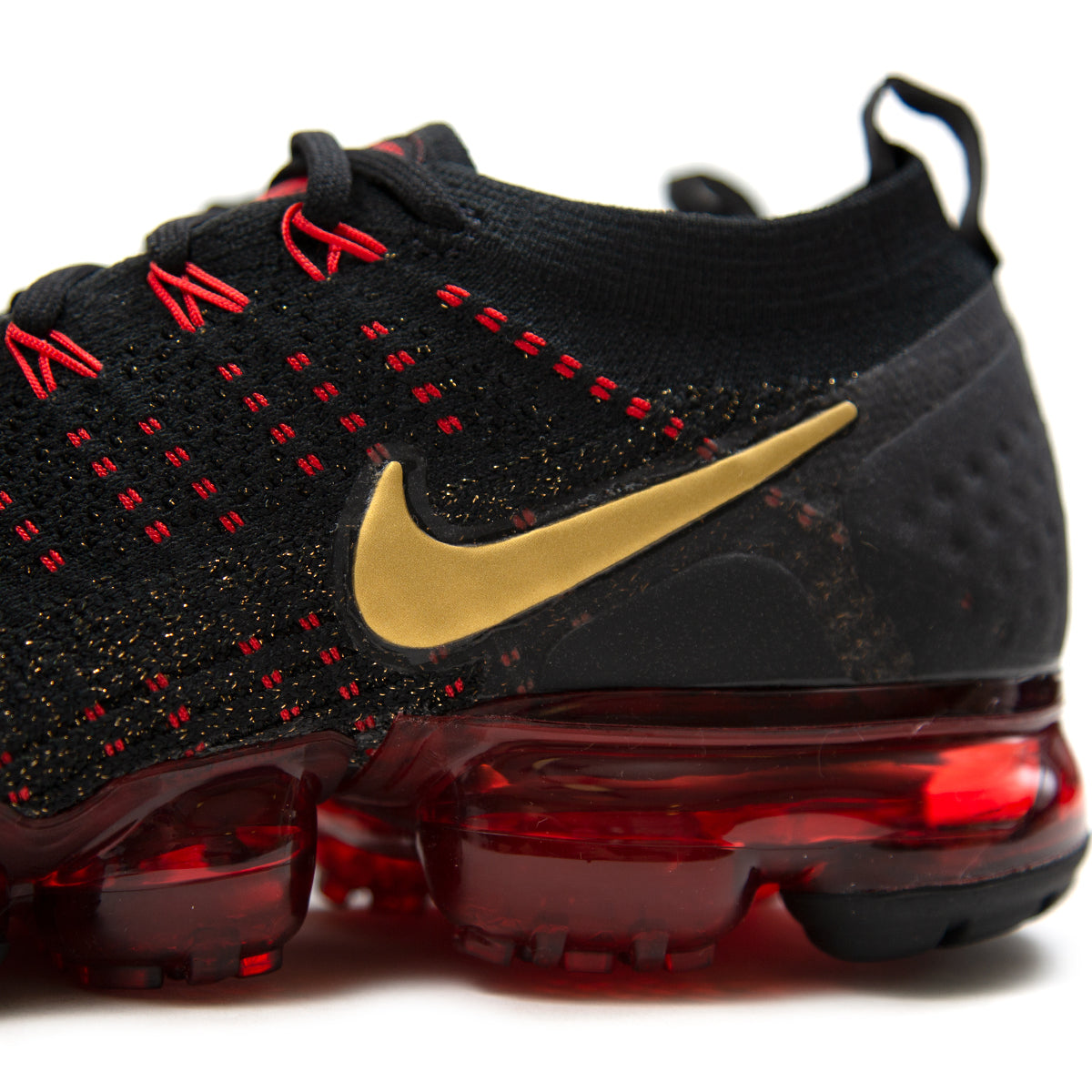 Nike Air VaporMax Flyknit Black/Mineral Gold Shopee