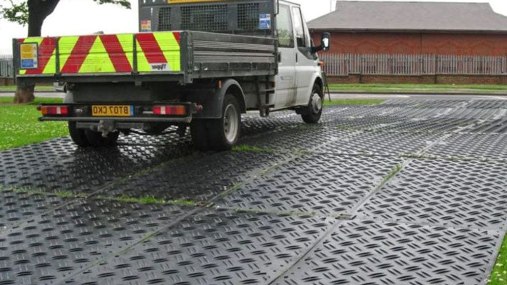 How to Install 4x8 Ground Protection Mats for Driving on Mud 