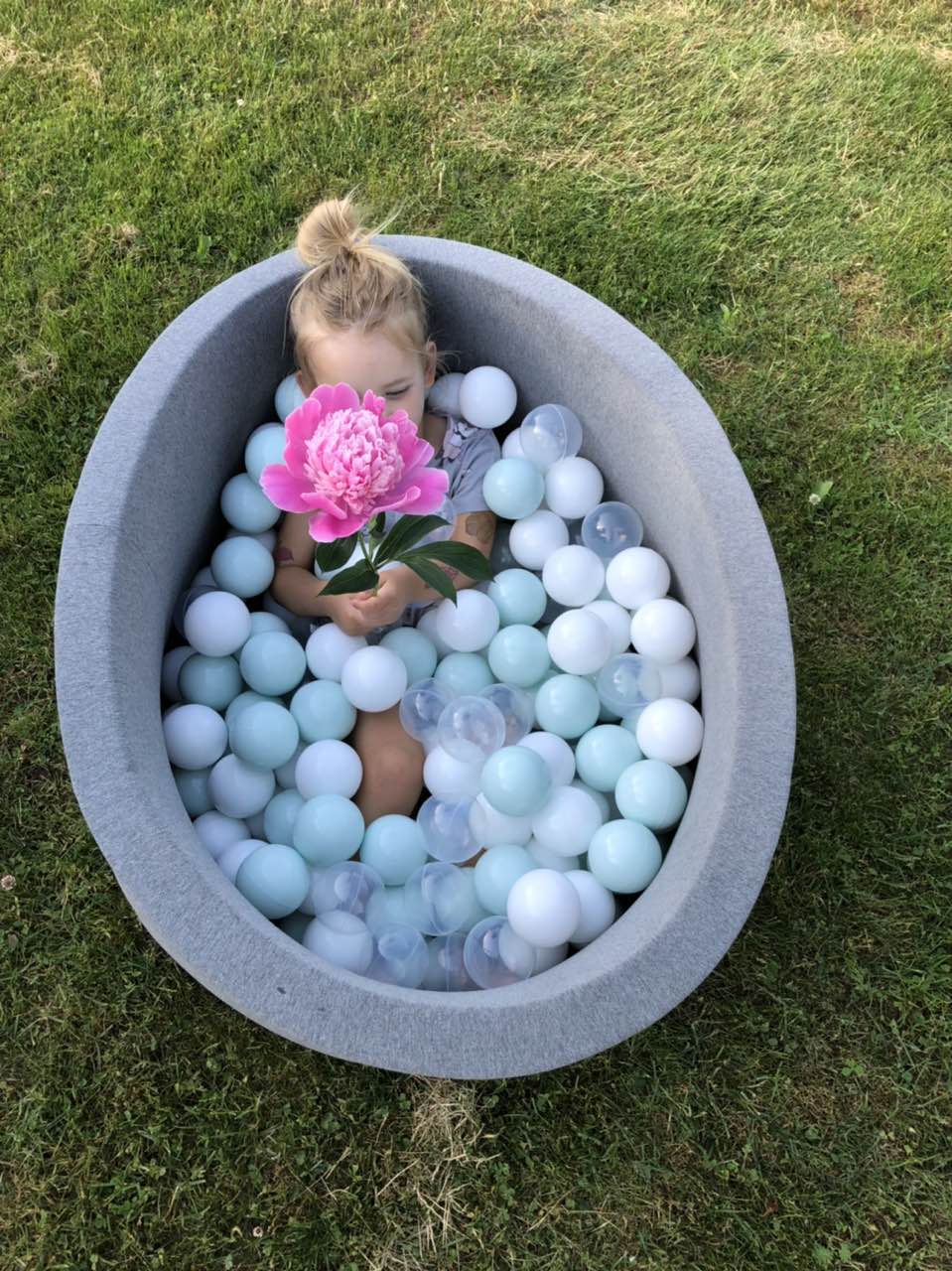 baby ball pit grey