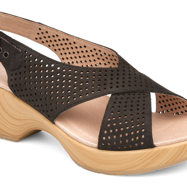 dansko jacinda sandal