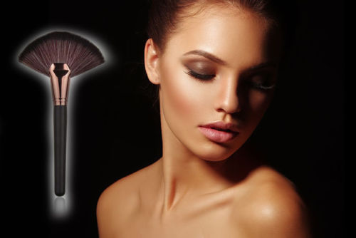 Black and Rose Gold Large Fan Makeup Brush 0