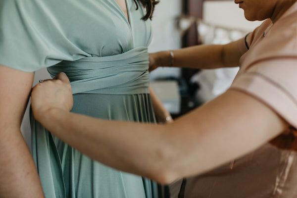 twobirds bridesmaids getting wrapped before the big day 