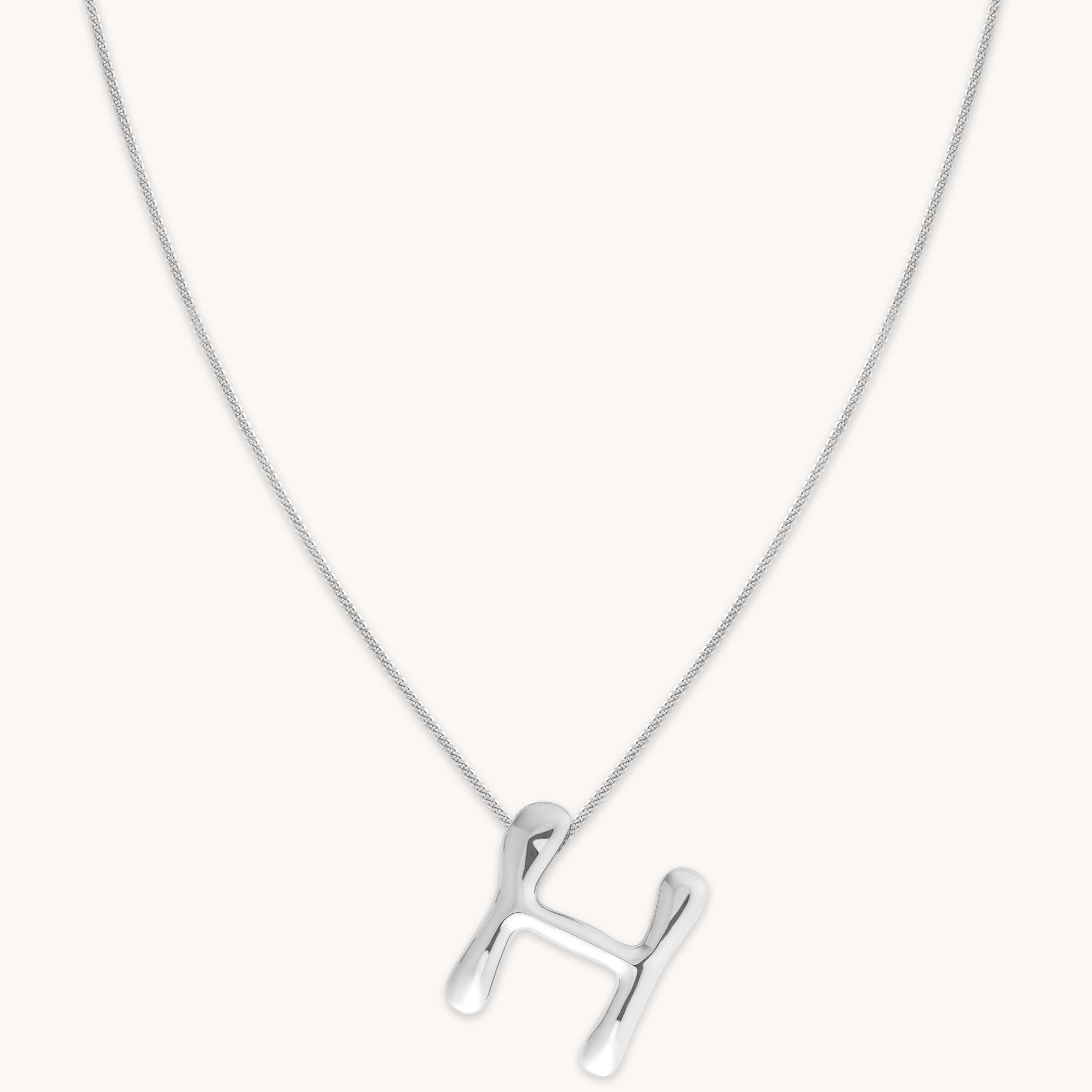 Astrid &amp; Miyu Initial Pendant Necklace H In Silver In Metallic