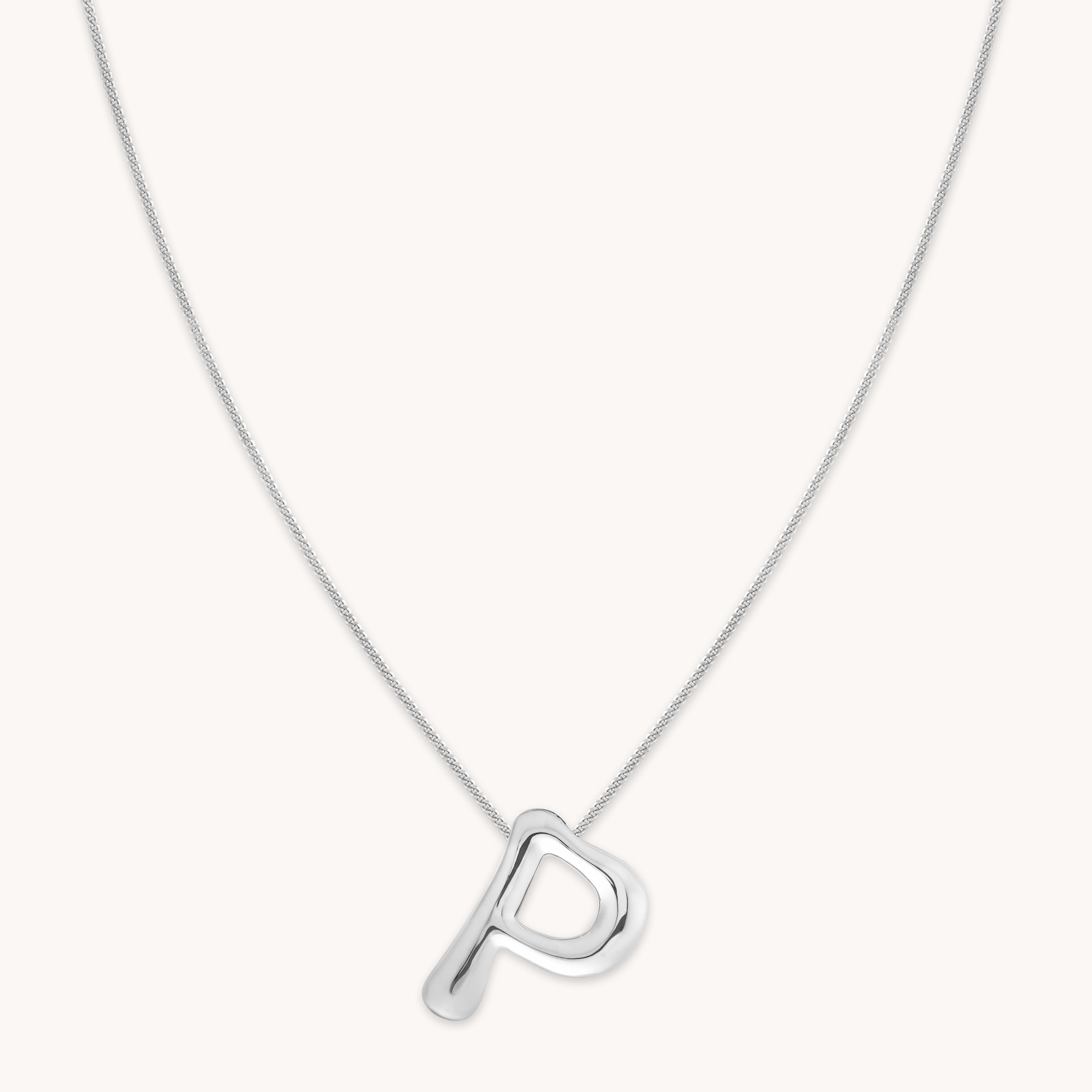 Astrid &amp; Miyu Initial Pendant Necklace P In Silver In Metallic
