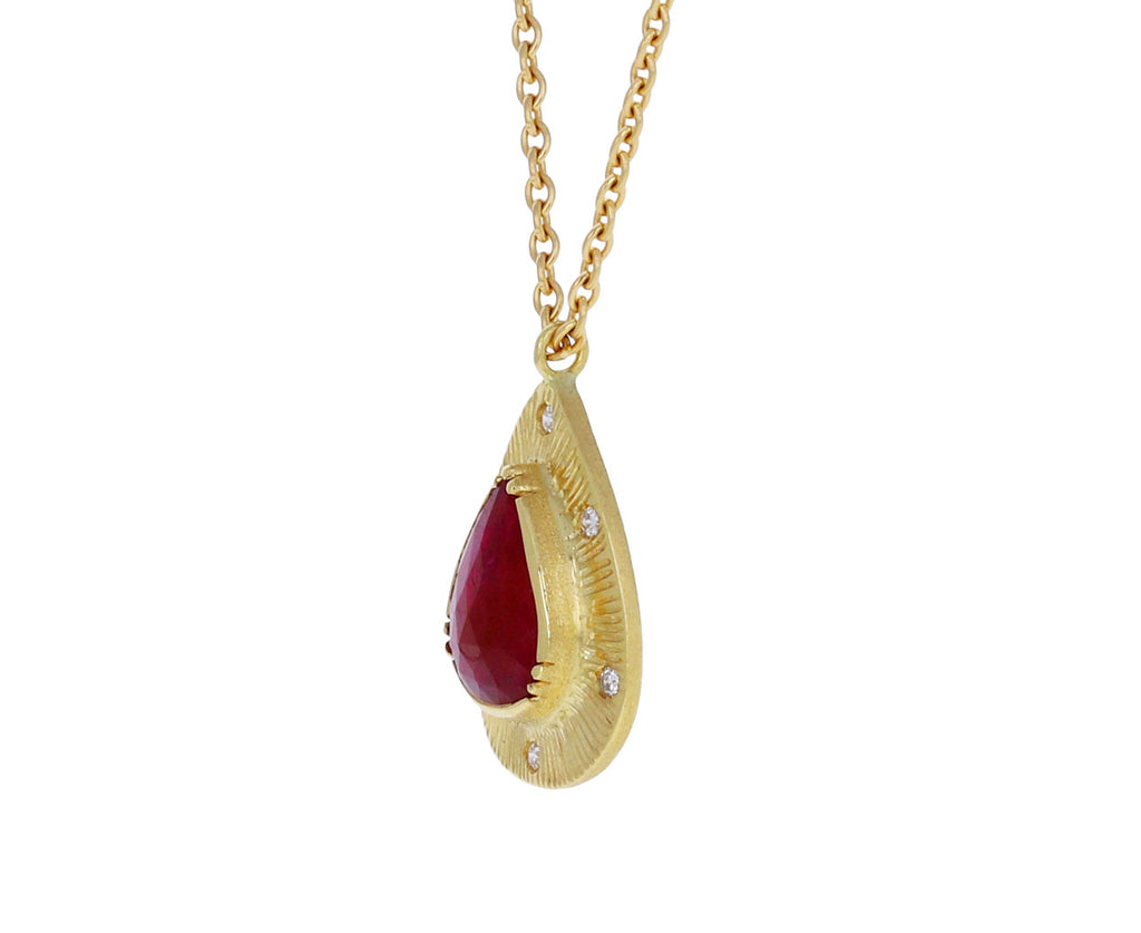 Ruby Starlight Engraved Pendant Necklace– TWISTonline