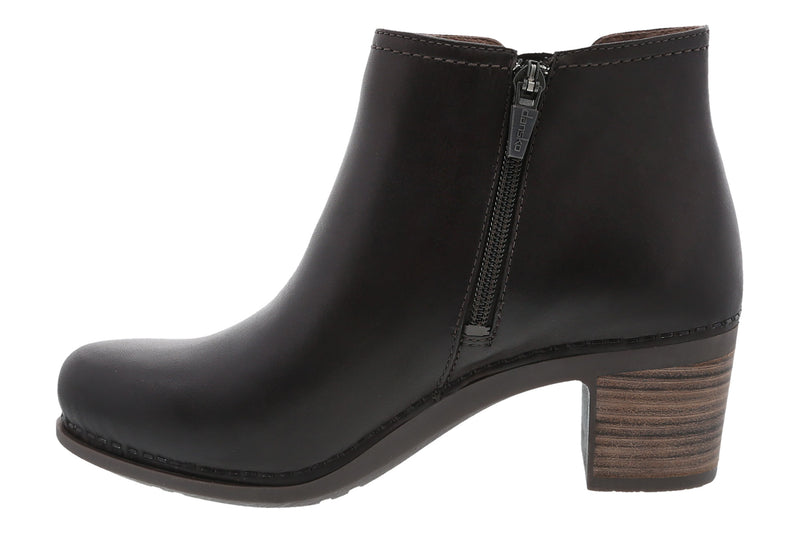 dansko henley bootie