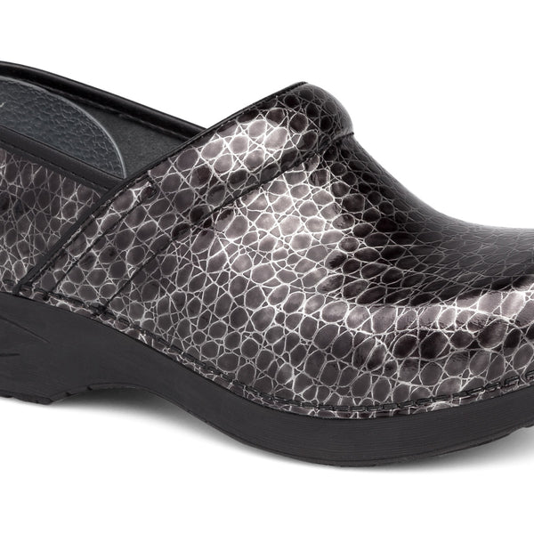 clearance dansko