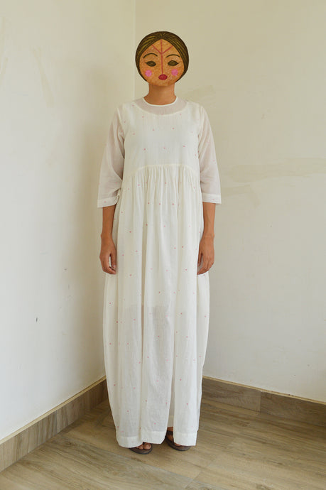 Khumanthem Atelier: Sustainable Fashion through traditional handloom