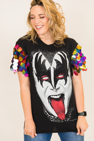 Kiss Sequin Sleeve Party Tee