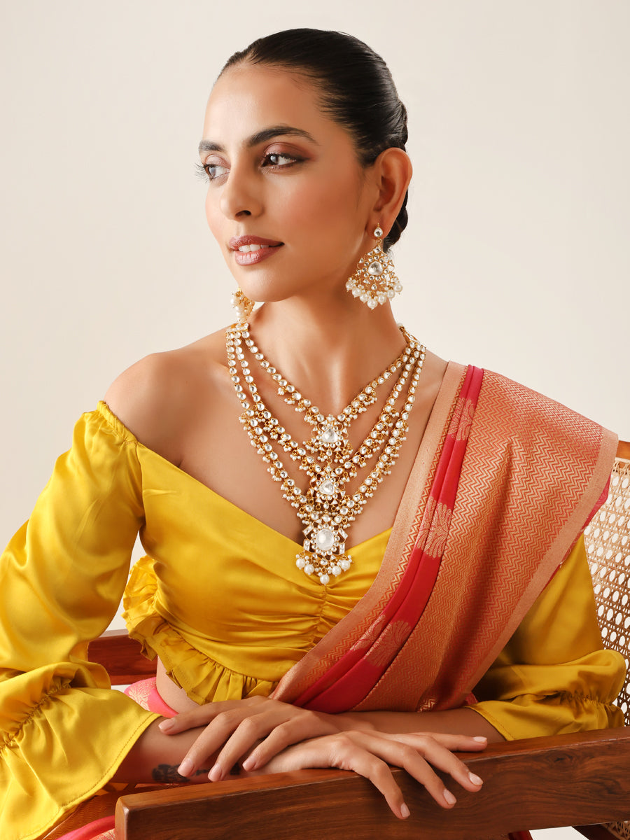 Adorning Gracе: Thе Ultimatе Guidе to IndiaTrеnd's Layered Necklace Sеts