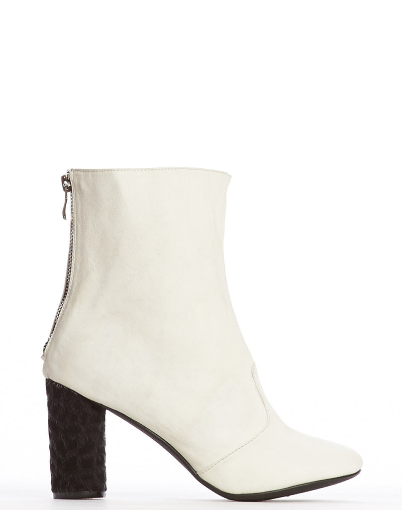 Ana Round Heel Bootie - White - was $160 – Cri de Coeur