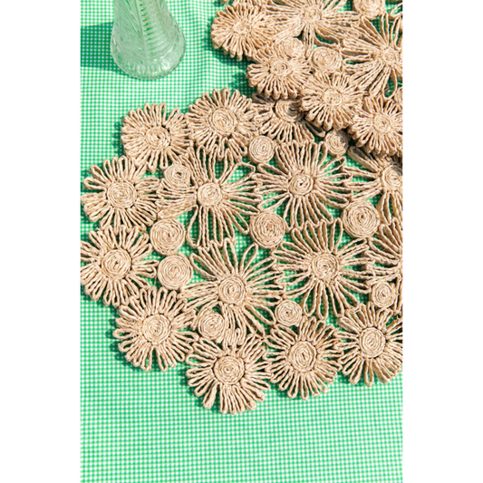 Round natural raffia tabletop with fringes, Woven raffia Placemat – Payton  James