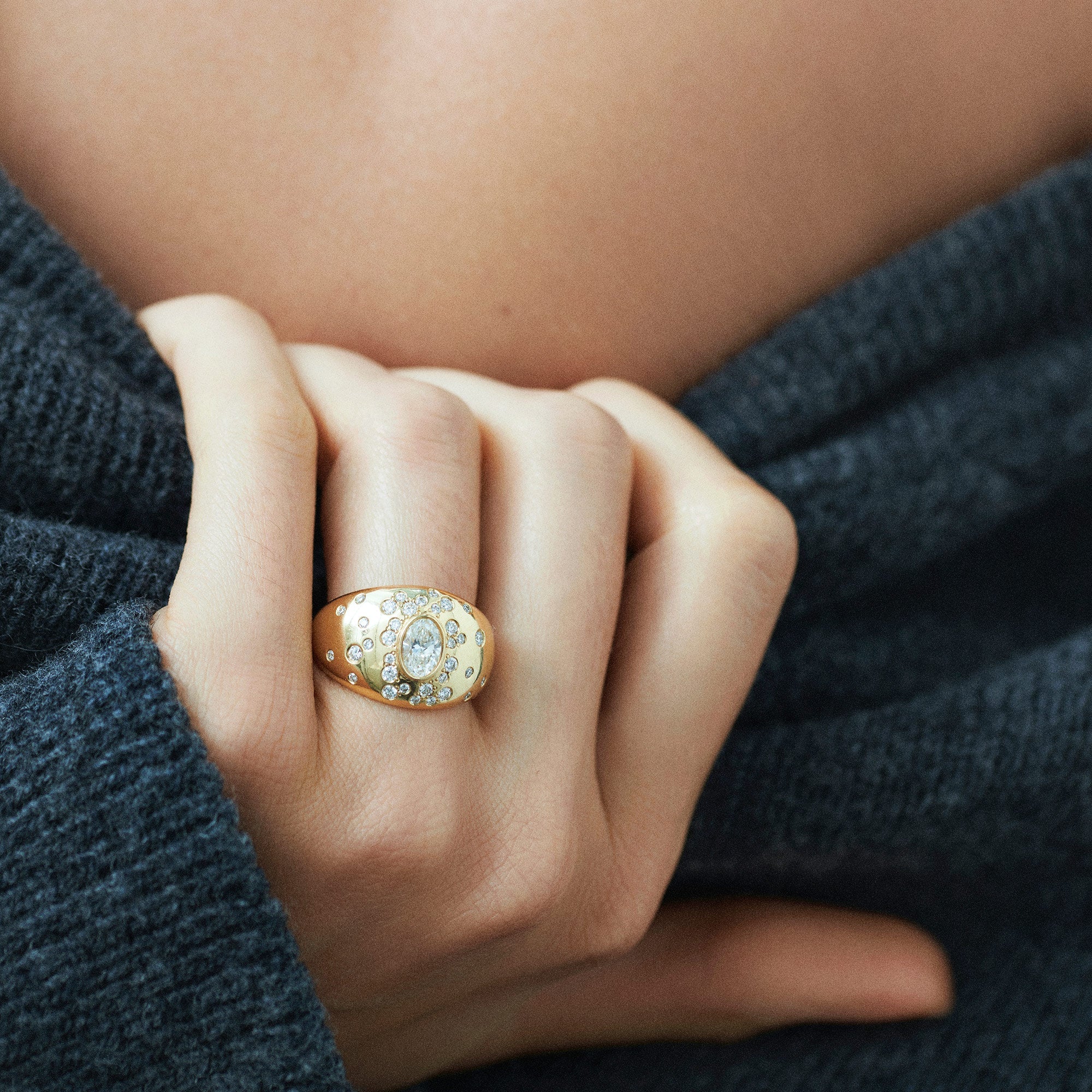 Cecilia Ring 0.56ct Oval Yellow Gold
