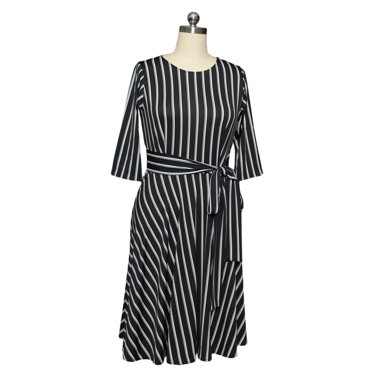 1940s Day Dresses & Tea Dresses