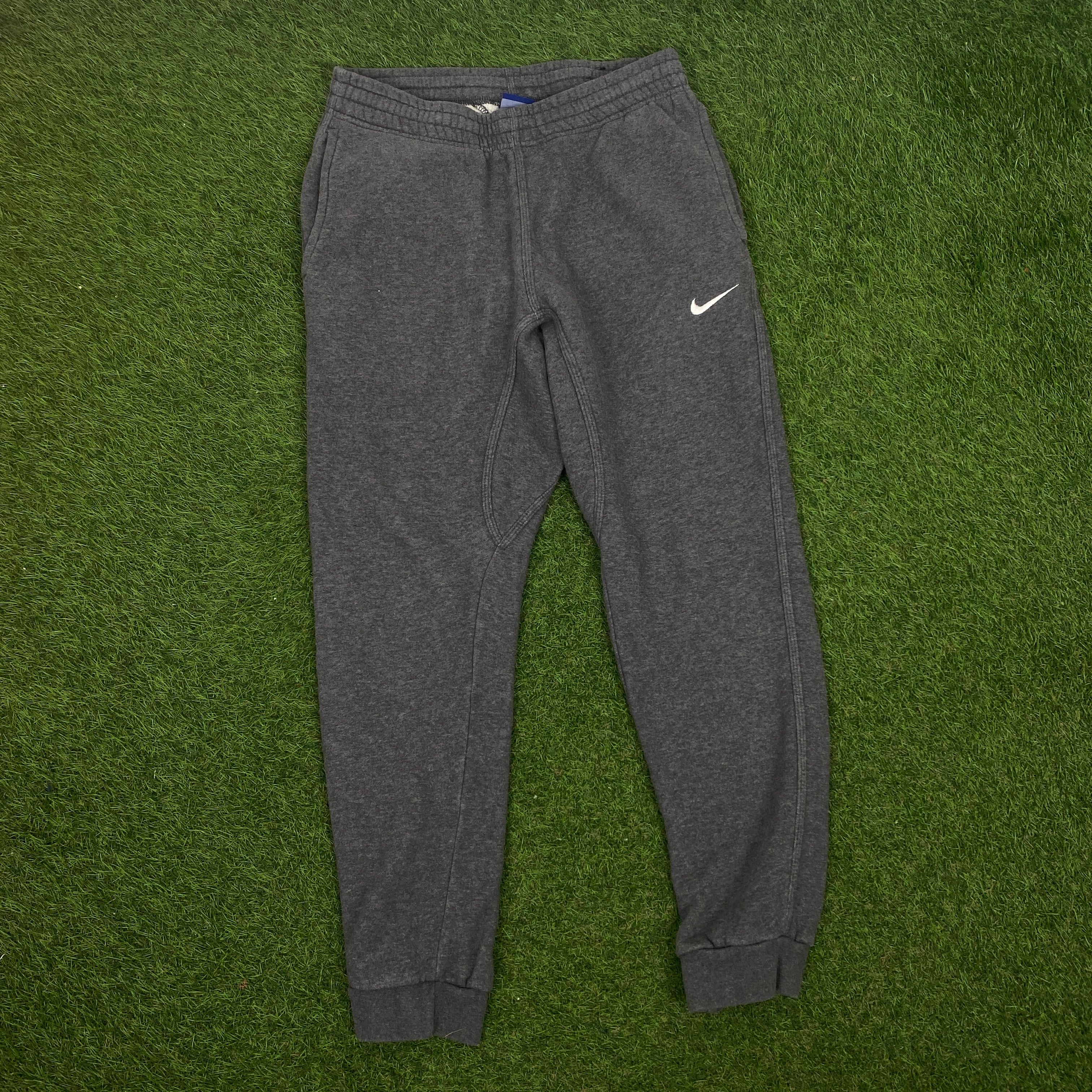 grey nike sweatpants