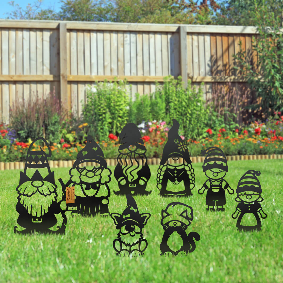 Build Your Gnome Family - Black - Assorted