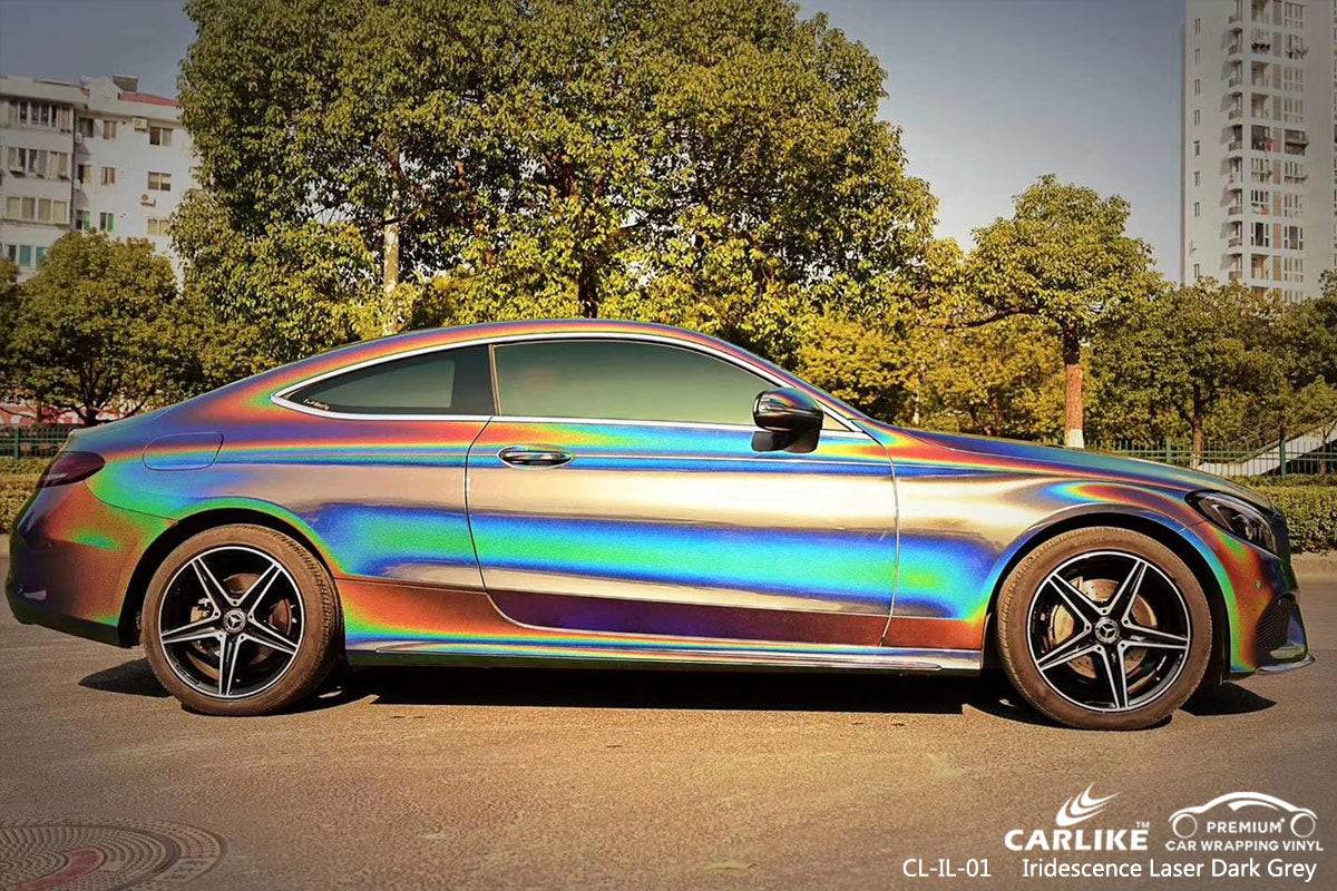 Chrome vinyl wrap: Take the scratches away