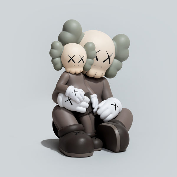 KAWS:HOLIDAY – DDTStore