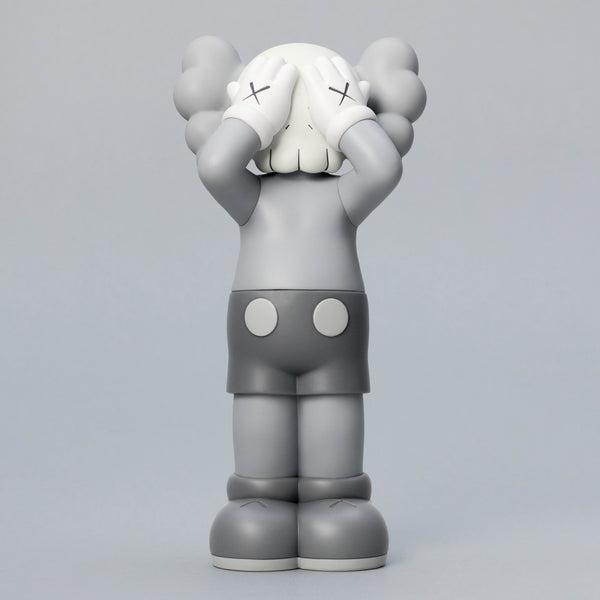 KAWS:HOLIDAY UK – DDTStore