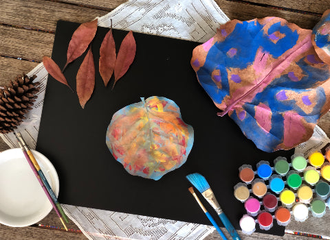 Forest Ideas for Kids - Painting Dried Leaves