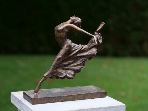 evenwicht stuk entiteit Bronzen beelden vrouwen – GardenArts