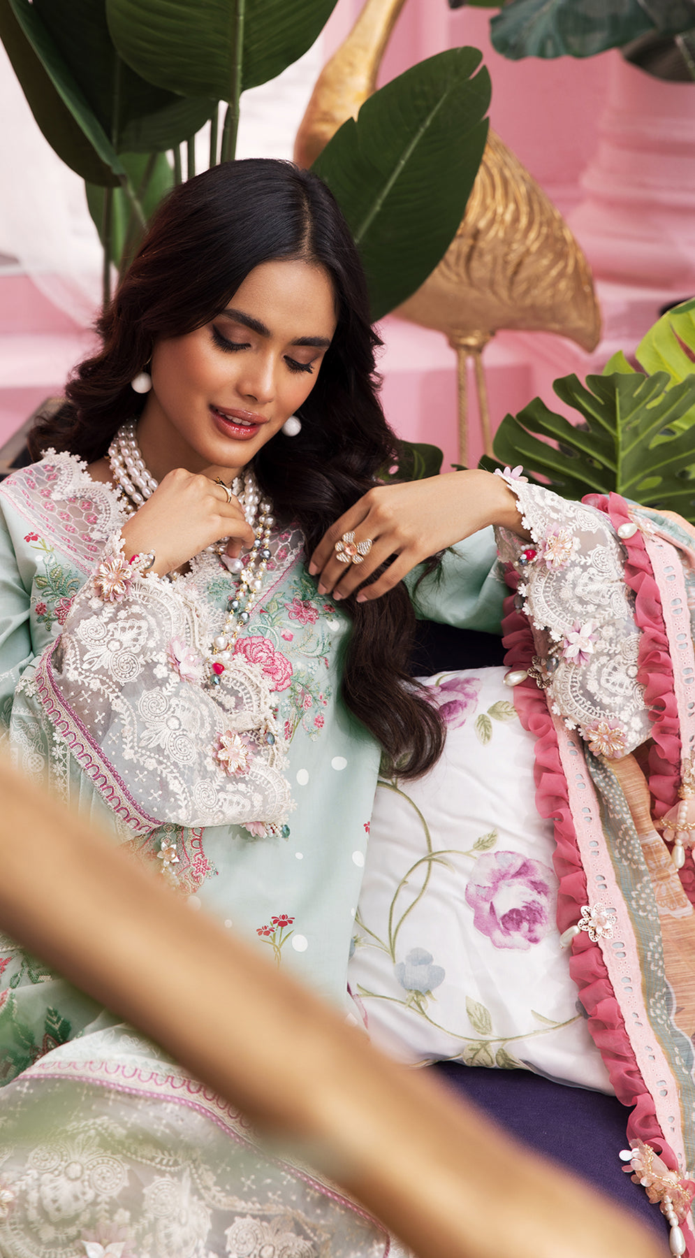 Anaya by Kiran Chaudhry Viva Lawn 3Pc Suit VL22-03 AIZA