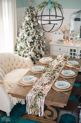 Gorgeous Christmas Dining Table