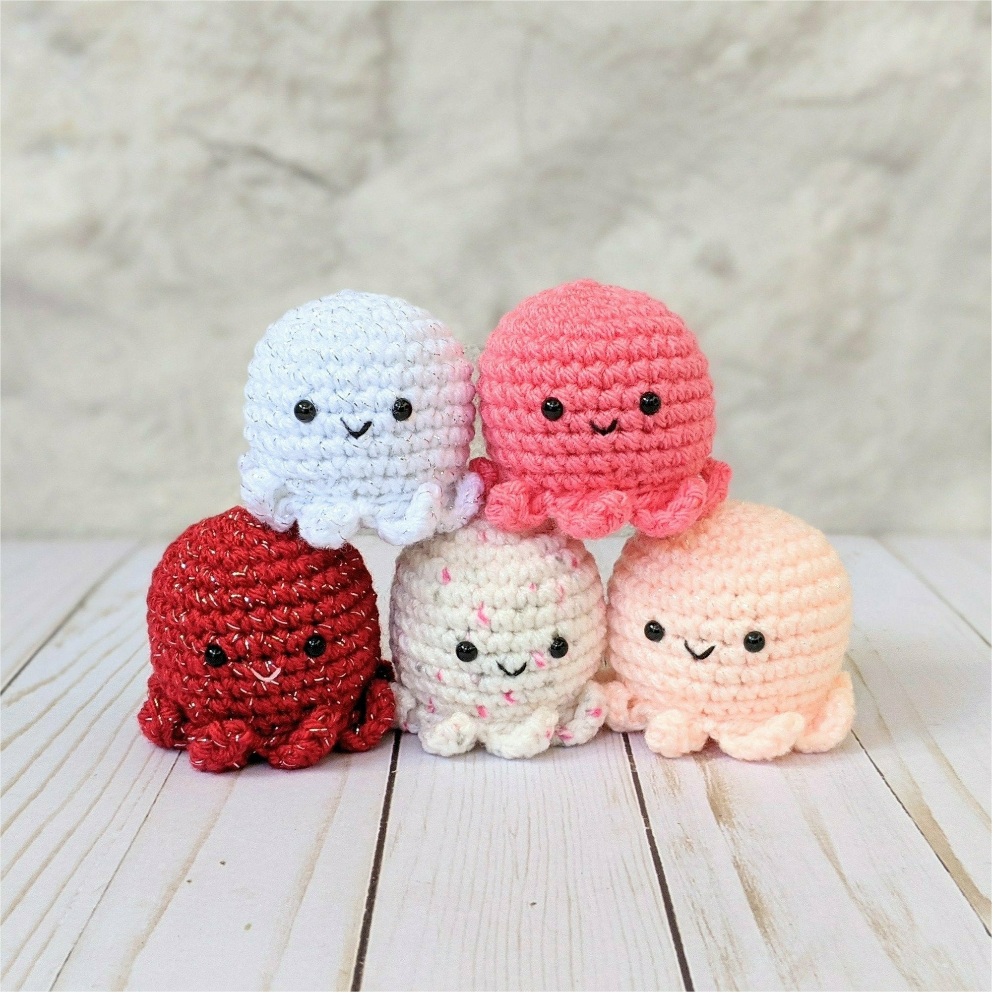 CROCHET PATTERN: Baby Octopus, Stuffed Amigurumi Plush Toy | BabyCa...