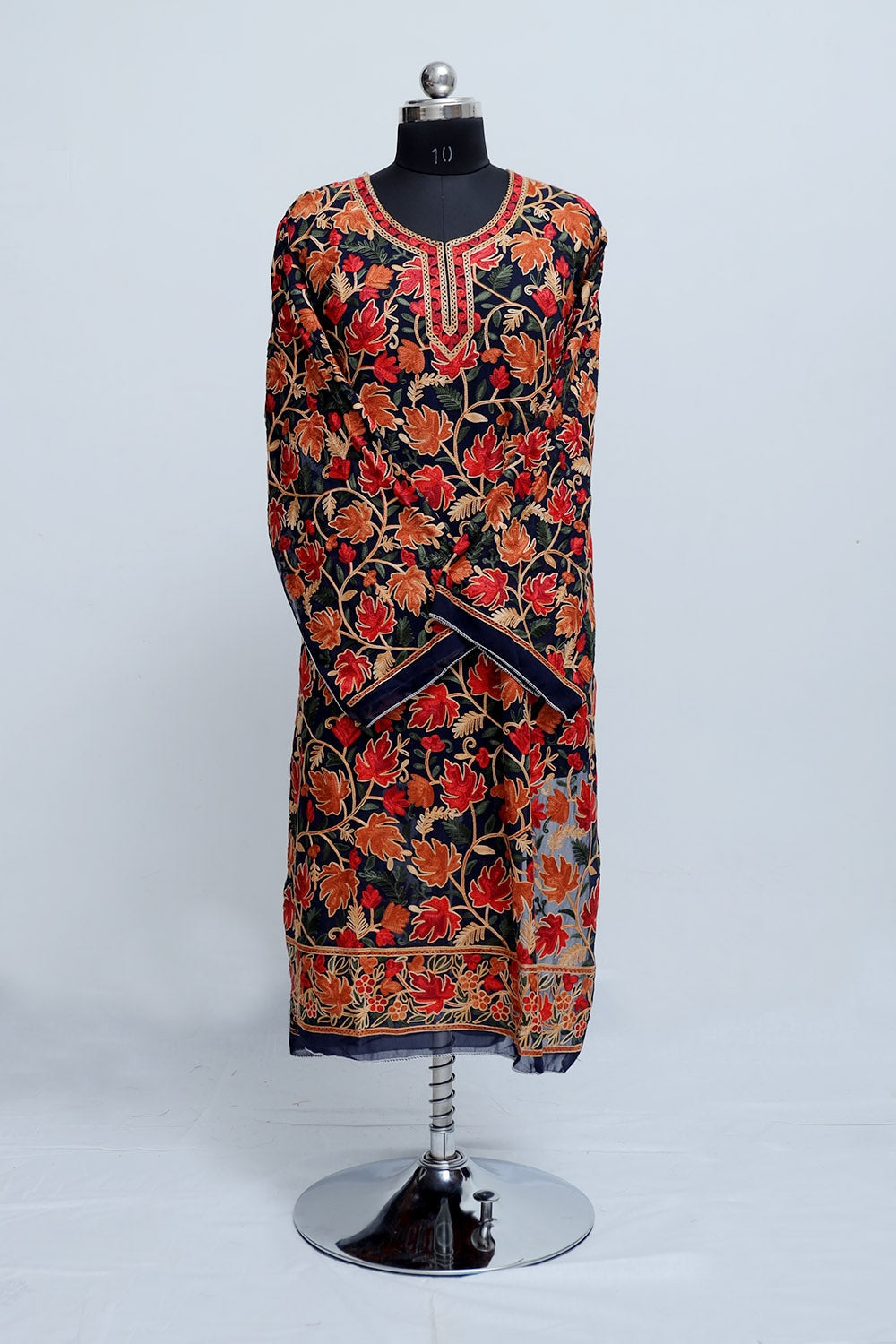 Kashmiri Kurtis - Buy Aari Embroidered Kashmiri Kurta for Women Online –  House of Chikankari